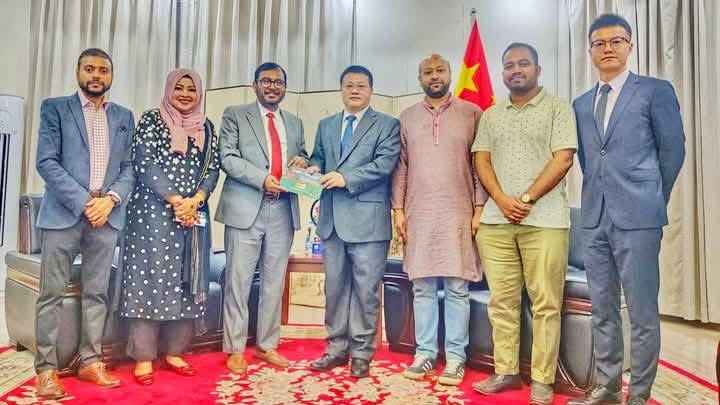 চীনা রাষ্ট্রদূতের সঙ্গে এবি পার্টি নেতৃবৃন্দের সাক্ষাৎ